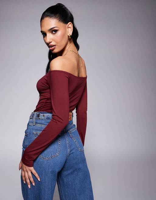 ASOS DESIGN - Body con spalle scoperte bordeaux con dettaglio sotto il seno, 4 di 4