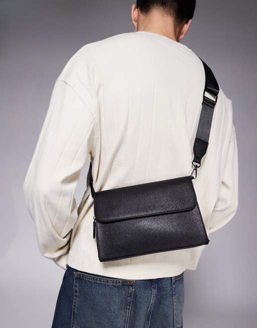ASOS DESIGN - Body in pelle sintetica nera incrociato