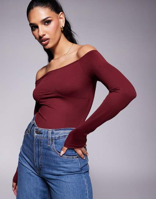 ASOS DESIGN - Body met blote schouders en detail onder de buste in bordeauxrood