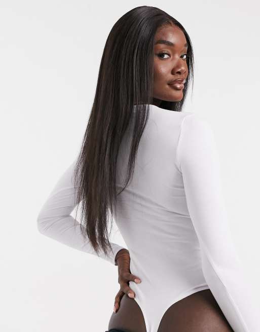 ASOS DESIGN - Body met lange mouwen en korsetnaden bij buste in wit, 2 van 4