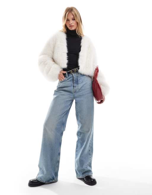 ASOS DESIGN Bolero Jacke aus Kunstpelz in CremeweiB ASOS