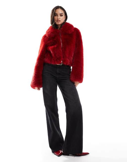 ASOS DESIGN - Bomber court en fausse fourrure - Rouge, 2 de 4