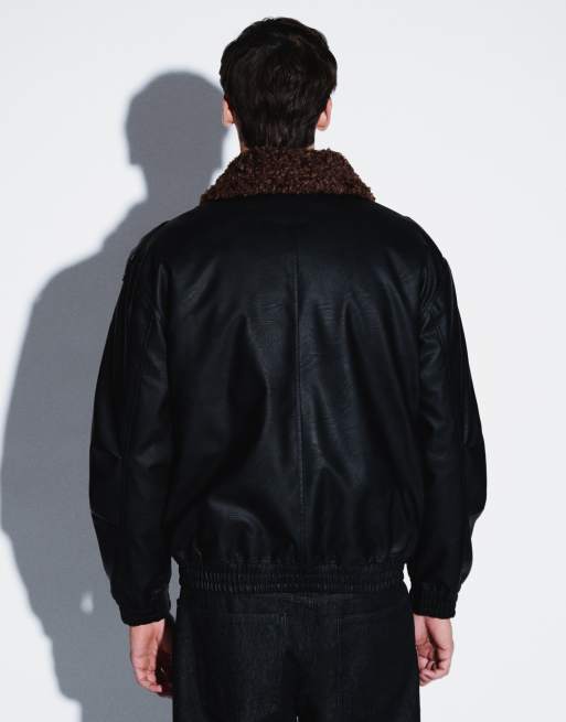 ASOS DESIGN bomberjacka i läderlook med kontrastkrage i svart, 3 av 5