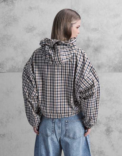 ASOS DESIGN – Bomberjacke in Steinbeige mit Ballonsaum, mehrfarbigem Karomuster und Kapuze, 4 von 4