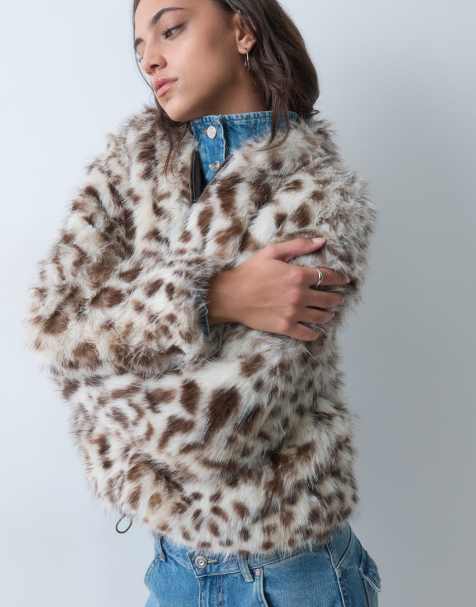 ASOS DESIGN Bomberjacke mit Reißverschluss aus Faux-Fur im Leopardenmuster - view 1