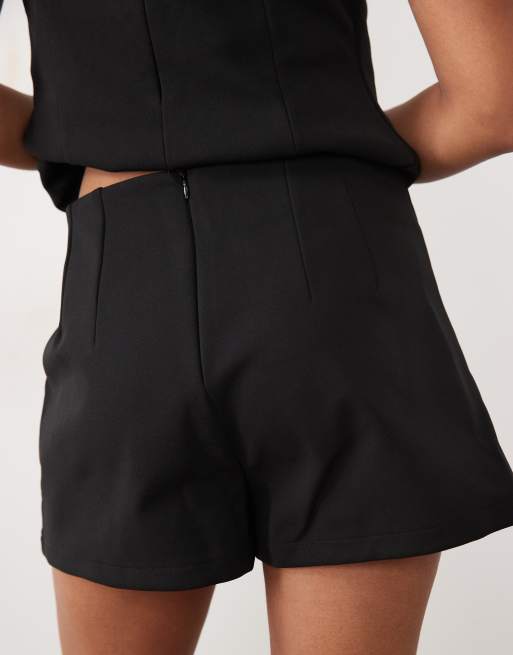 ASOS DESIGN bonded crepe shorts co-ord in black in scuba-style fabric, 4 of 5