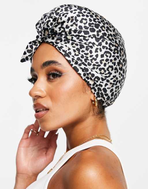 ASOS DESIGN - Bonnet de nuit en satin à imprimé léopard