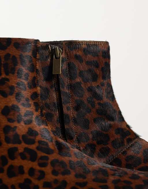 ASOS DESIGN boots med dragkedja i leopardmönstrad ponnyhårsimitation, 2 av 4
