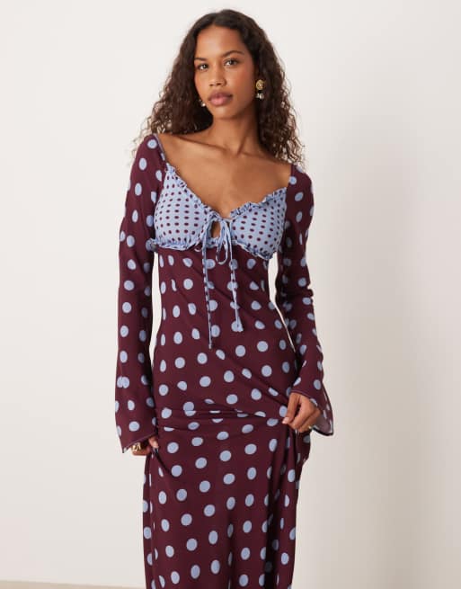 ASOS DESIGN - Bordeaux maxikjole med lange ærmer, flæsedetalje og prikker, 2 af 4