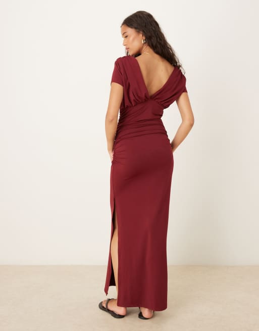 ASOS DESIGN - Bordeaux midikjole med V-front, korte ærmer og metaldetaljer, 3 af 4