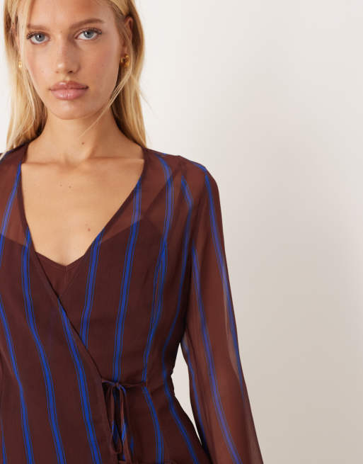 ASOS DESIGN - Bordeaux slå-om-minikjole med bindebånd og striber, 4 af 4
