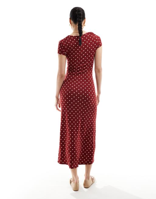 ASOS DESIGN - Bordeaux tea-midikjole med vingeærmer samt polkaprikker og bindebånd foran, 2 af 4