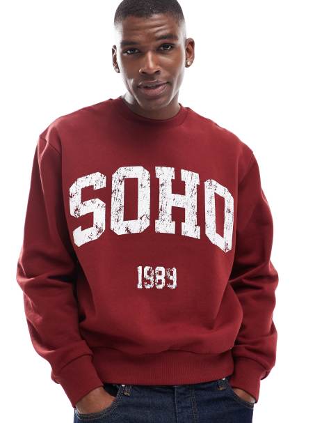 ASOS DESIGN - Bordeauxrød og oversized sweatshirt i firkantet pasform med falmet byprint - view 1