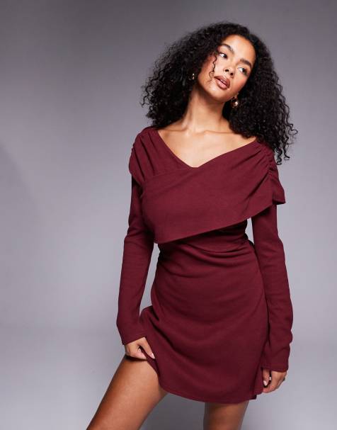 ASOS DESIGN - Bordeauxrød og superblød slå-om-minikjole - view 1