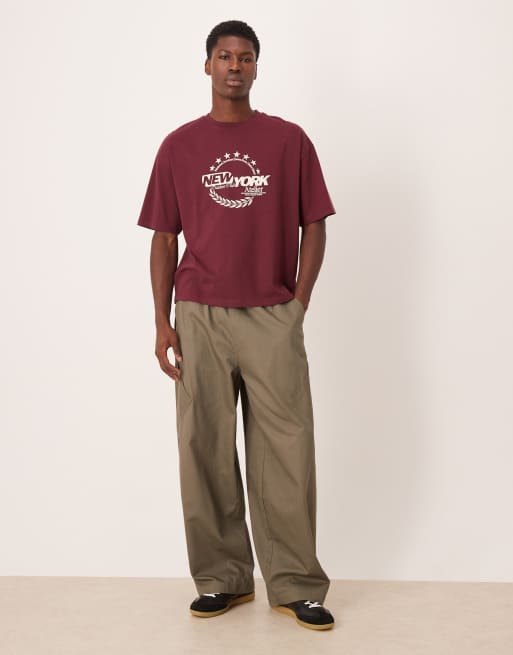 ASOS DESIGN - Bordeauxrød oversized T-shirt med firkantet pasform og New York-grafik, 2 af 5
