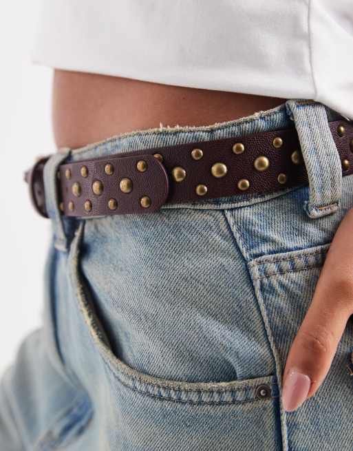 ASOS DESIGN - Bordeauxrødt hofte- og taljebælte med nitter, 2 af 3