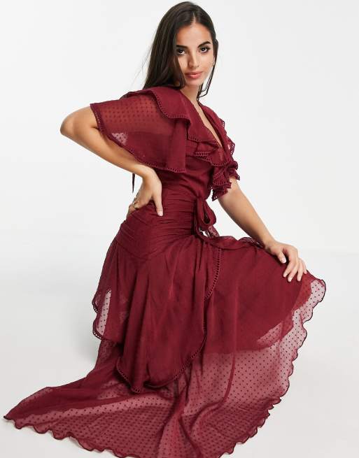 ASOS DESIGN – Bordowa sukienka midi z szyfonu dobby z drapowanym detalem i wiązaniem 