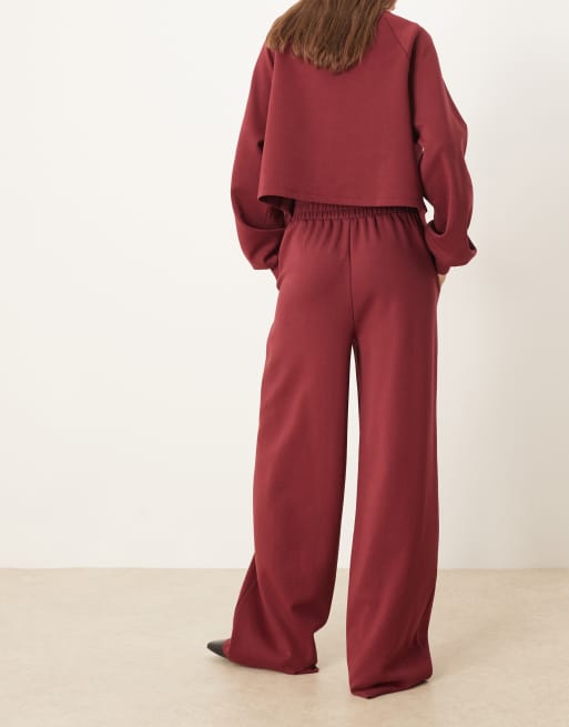 ASOS DESIGN – Bordowe spodnie z szerokimi nogawkami z materiału interlock, 2 z 5