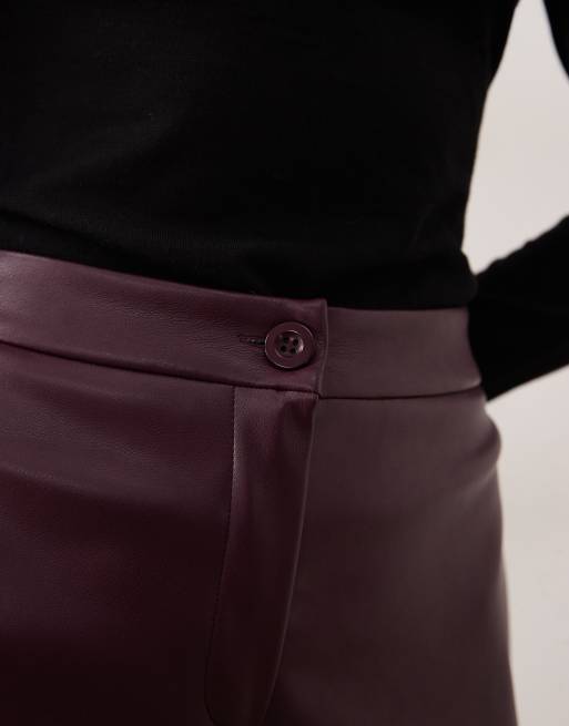 ASOS DESIGN – Bordowe szorty z poliuretanu ze średnim stanem, 3 z 5