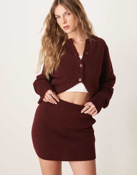 ASOS DESIGN – Bordowy dzianinowy zestaw: kardigan i spódnica mini - view 1