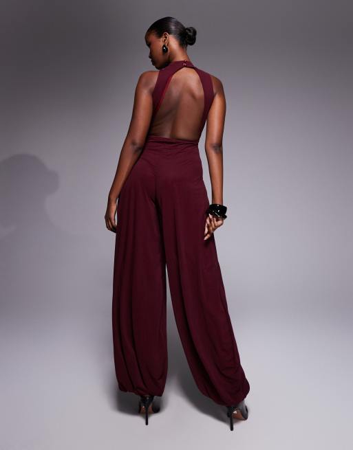 ASOS DESIGN – Bordowy kombinezon z balonowymi spodniami i baskinką, 4 z 4