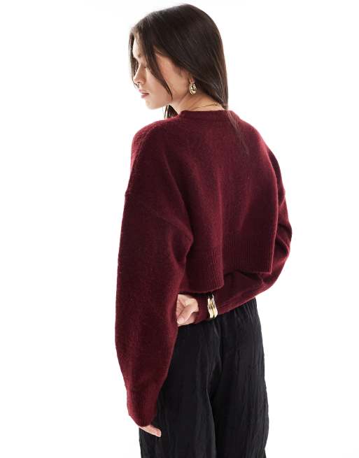 ASOS DESIGN – Bordowy krótki sweter z okrągłym dekoltem i rozcięciem u dołu, 3 z 4