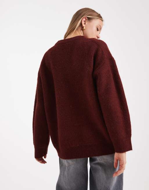 ASOS DESIGN – Bordowy prążkowany sweter oversize o kroju typu kokon z okrągłym dekoltem, 3 z 4