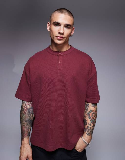 ASOS DESIGN – Bordowy pudełkowy T-shirt oversize z dekoltem henley o waflowej strukturze