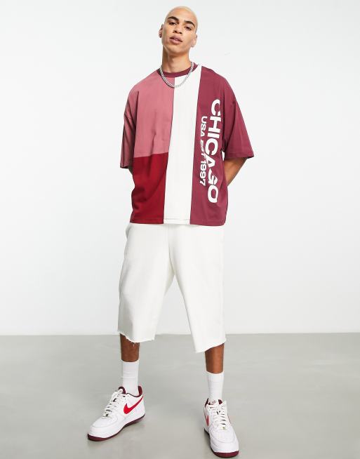 ASOS DESIGN – Bordowy T-shirt oversize z blokami kolorów i napisem „Chicago”
