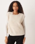 [ASOS DESIGN] ASOS DESIGN borg button side vest in cream-White S CREAM