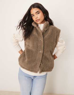 ASOS DESIGN ASOS DESIGN borg fleece funnel neck gilet in mink-Neutral