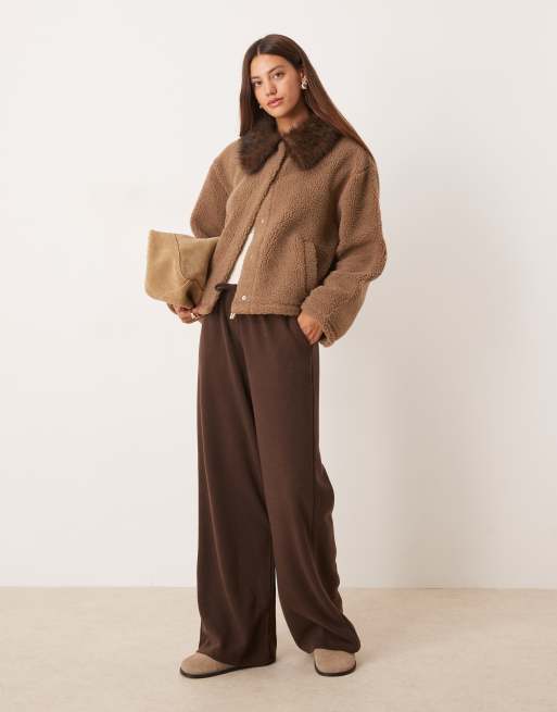 ASOS DESIGN borg fleece jacket with leopard faux fur collar, 3 of 4