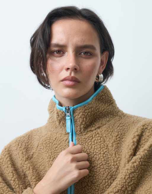ASOS DESIGN borg half zip with contrast binding in beige and blue, 3 of 4