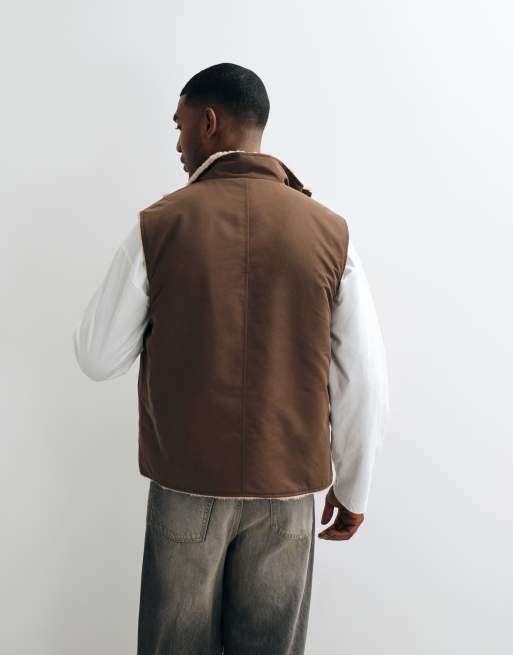 ASOS DESIGN borg lined gilet in brown, 3 of 5