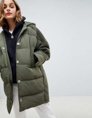 casual winter outfits with sneakers