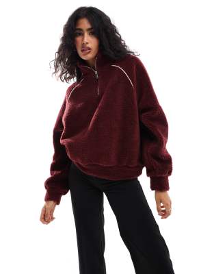 borg pullover top with contrast piping in burgundy-Red