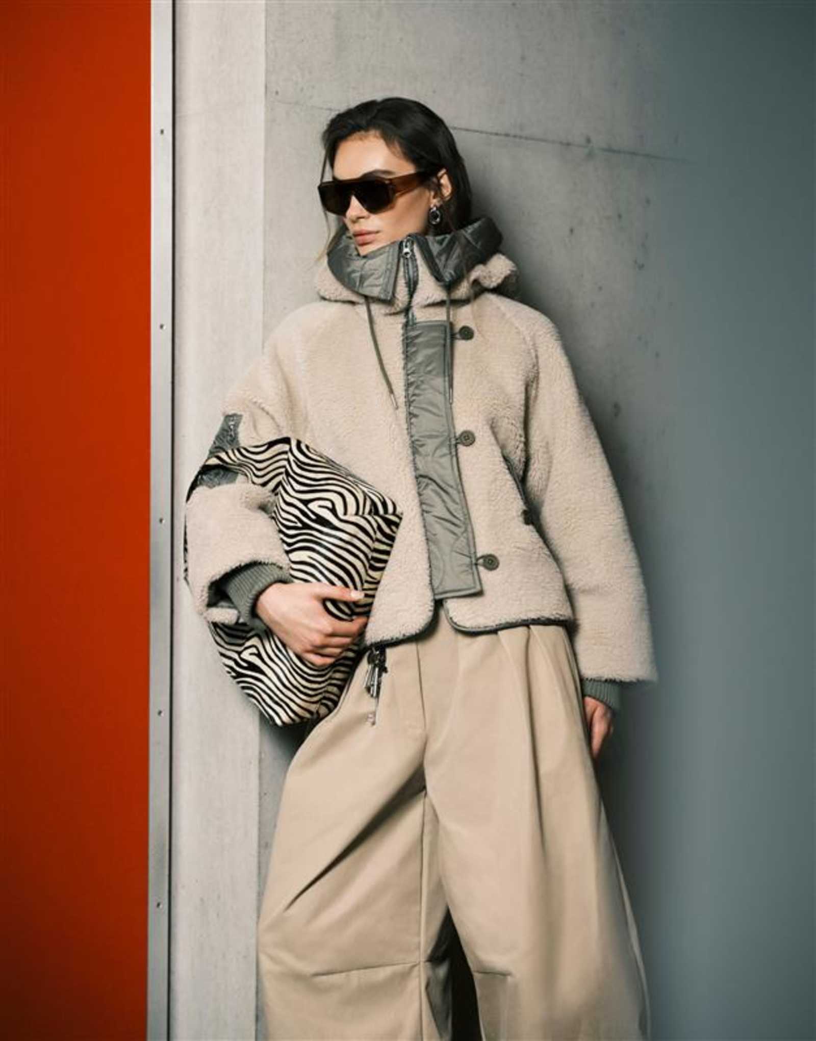 Куртка с капюшоном ASOS DESIGN borg с трубкой для подводного плавания цвета хаки