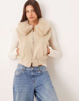 Asos Design Borg Vest With Faux Fur Collar-white In Neutral