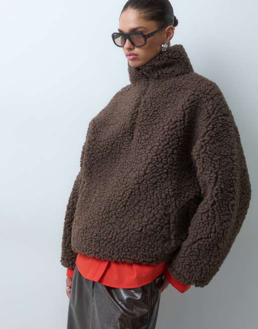ASOS DESIGN borreguito de pelo largo con media cremallera en marrón, 2 de 4