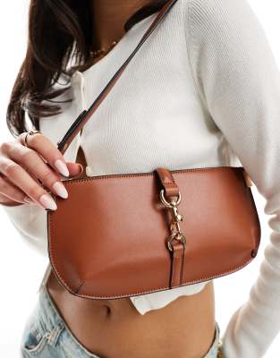 ASOS DESIGN - Borsa a tracolla color cuoio con gancio in metallo