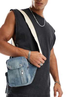 ASOS DESIGN - Borsa a tracolla in denim blu con dettagli multitasche