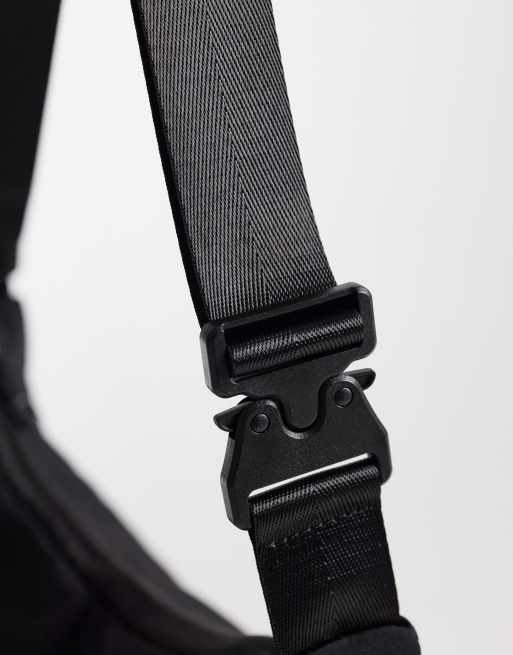 ASOS DESIGN - Borsa a tracolla nera in nylon, 3 di 4