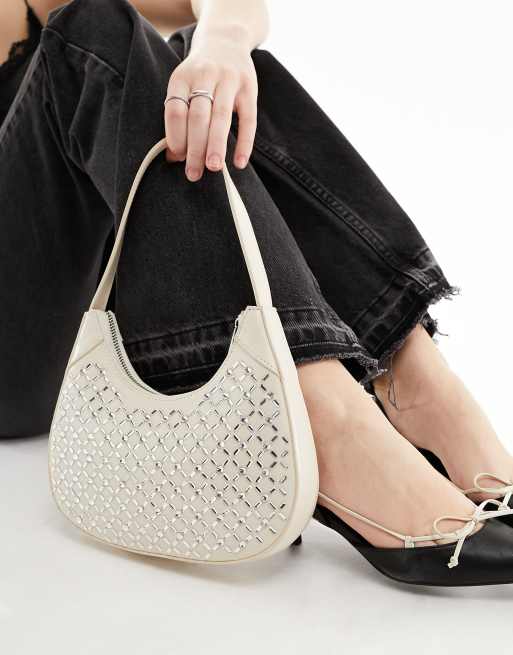 ASOS DESIGN - Borsa da spalla arrotondata color crema con strass applicati a caldo