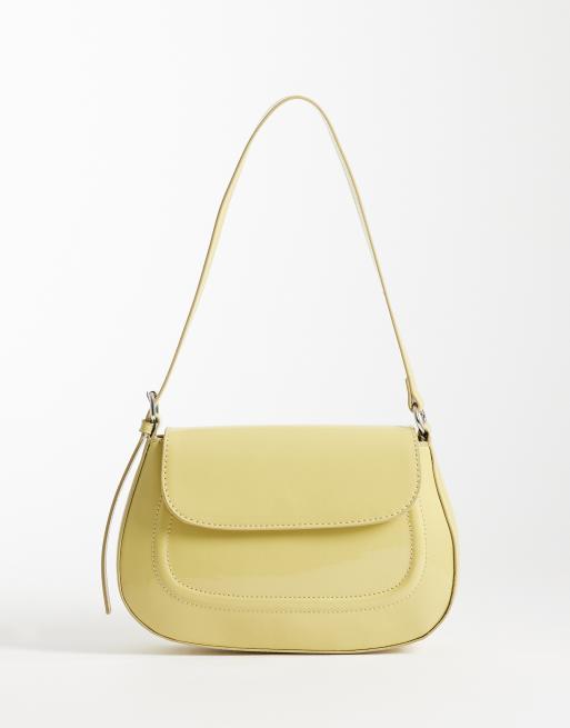 ASOS DESIGN - Borsa da spalla in vernice color latticello