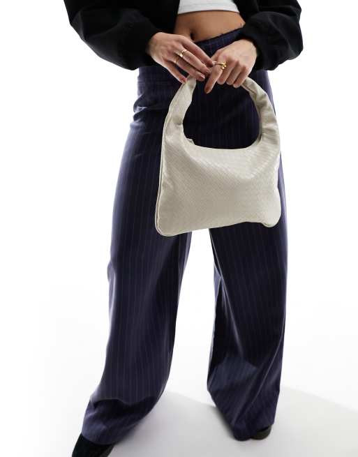 ASOS DESIGN - Borsa da spalla intrecciata bianco sporco con manico a cerchio, 3 di 4