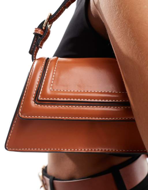 ASOS DESIGN - Borsa da spalla strutturata di forma allungata color cuoio con cuciture a contrasto, 3 di 4