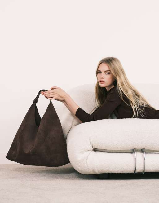 ASOS DESIGN - Borsa shopping arrotondata color cioccolato in camoscio sintetico, 2 di 5