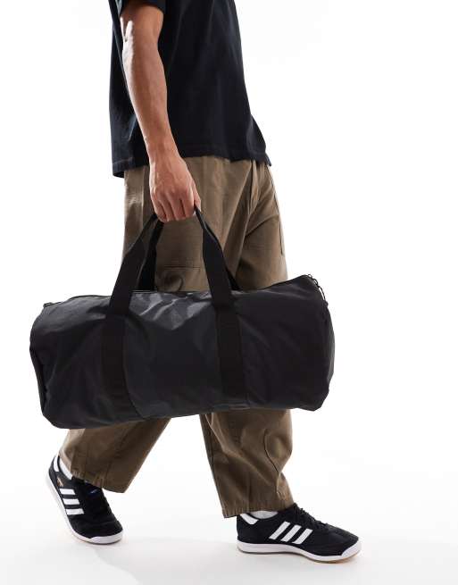 ASOS DESIGN - Borsone weekender cilindrico nero con tiretti a contrasto, 4 di 4