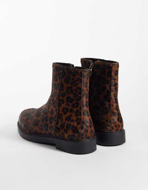 ASOS DESIGN - Botas con cremallera y pelo de poni de leopardo, 4 de 4