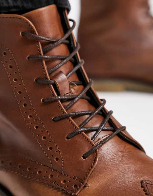 ASOS DESIGN – Botki typu brogue z jasnobrązowej skóry z naturalną podeszwą, 2 z 4